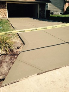 New Concrete Driveway in St. Louis, MO